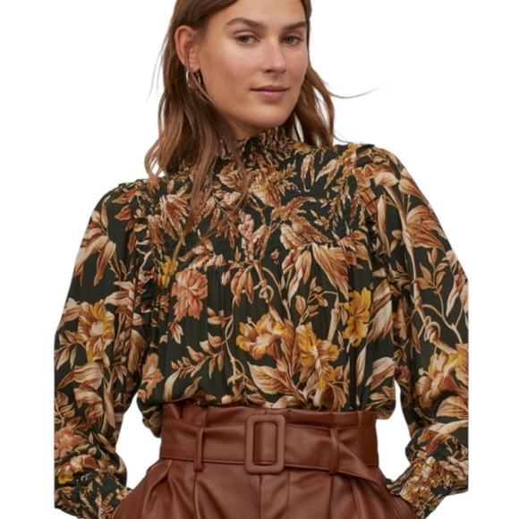 H&M Tops - H&M Emerald Green Floral Pattern Blouse